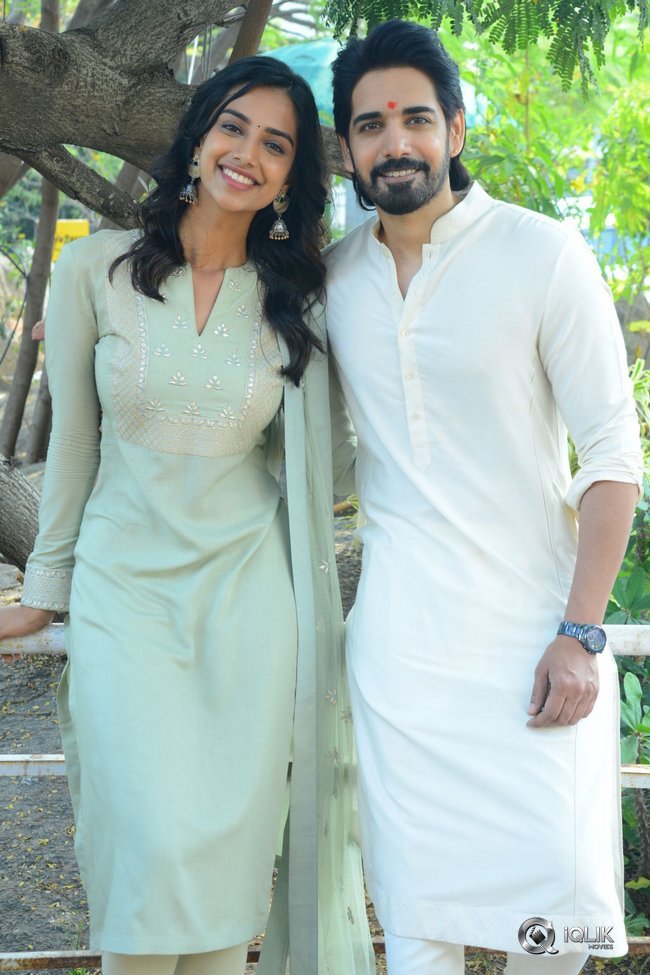 Ichata-Vaahanamulu-Nilupa-Raadhu-Movie-Opening